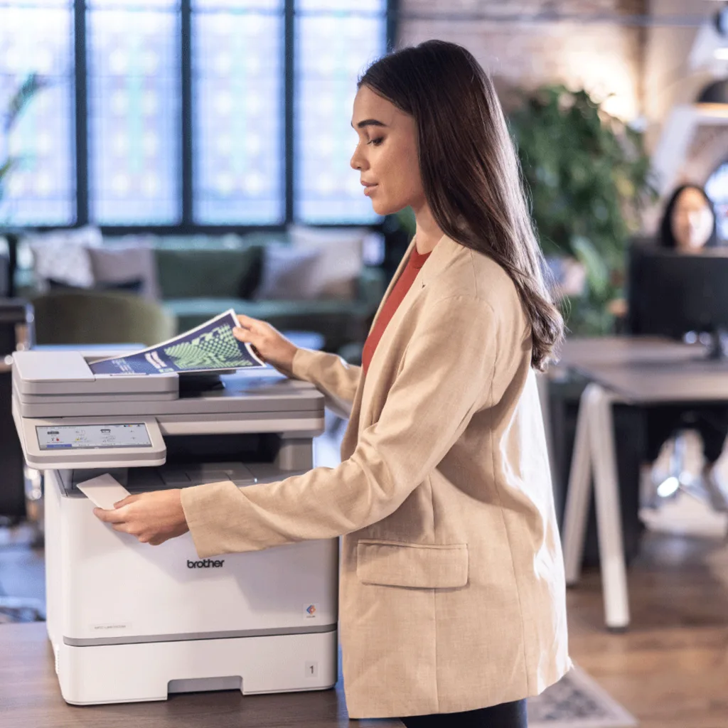 Imagen 3 de Brother - MFP MFC-L8970CDW Laser