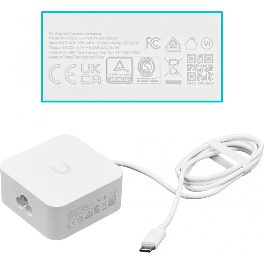 Imagen 2 de Compact 2.5G Cloud Gateway with 30+ UniFi device/300 client support 1.5 Gbps