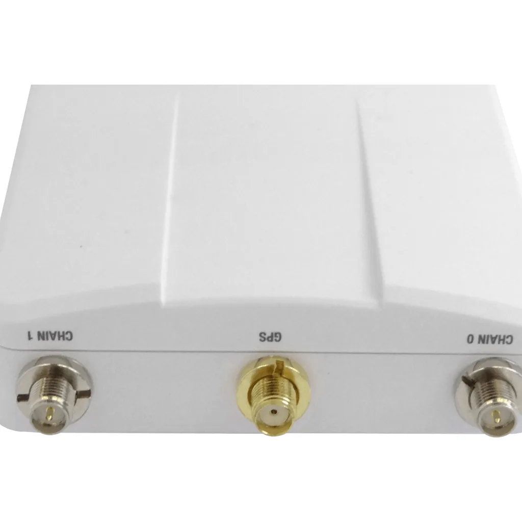 UBIQUITI 2,4-2,5GHz 2-RPSMA-H 1-.SMA-H/GPS 1-1000 1-MGMT 500Mbps 200km