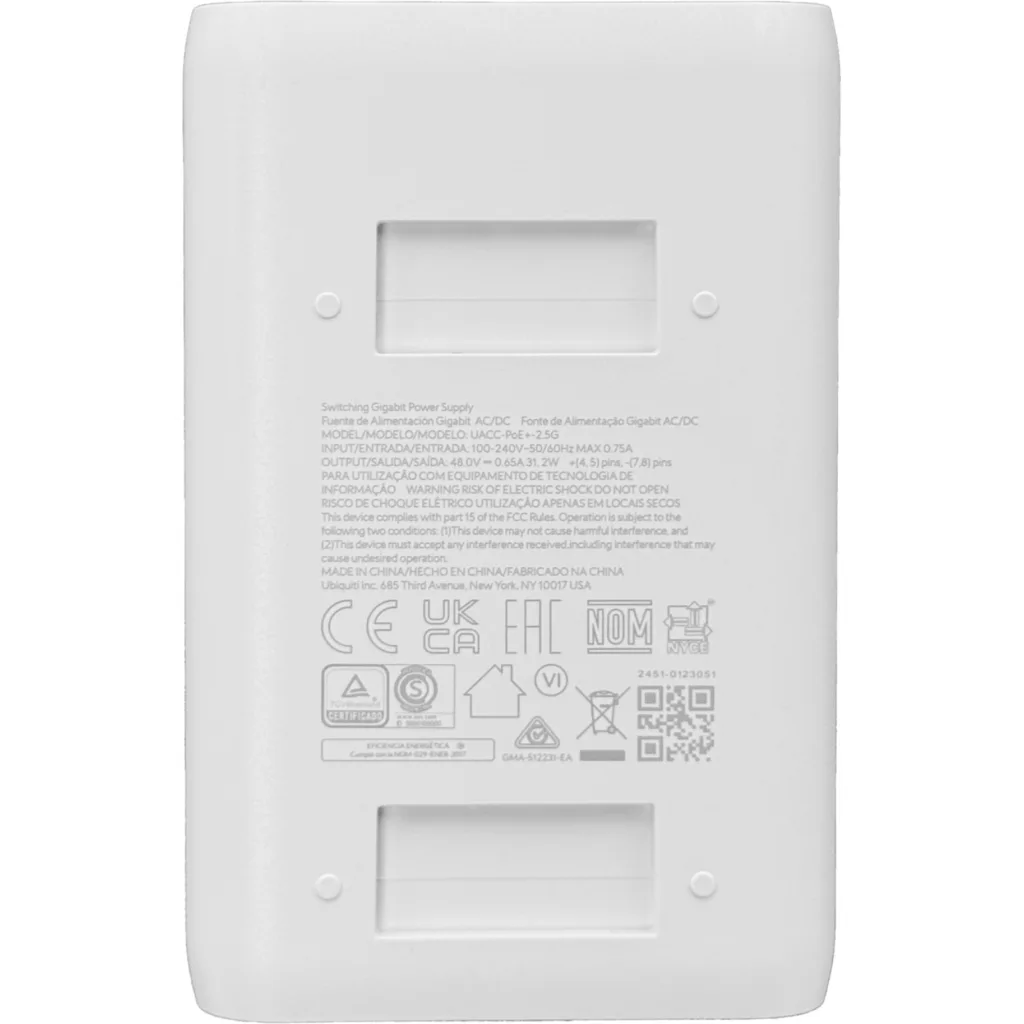 Imagen 2 de UBIQUITI 2,5Gbps 48VDC 30W Inyector PoE+ 0,65A 802.3at Cumple Norma