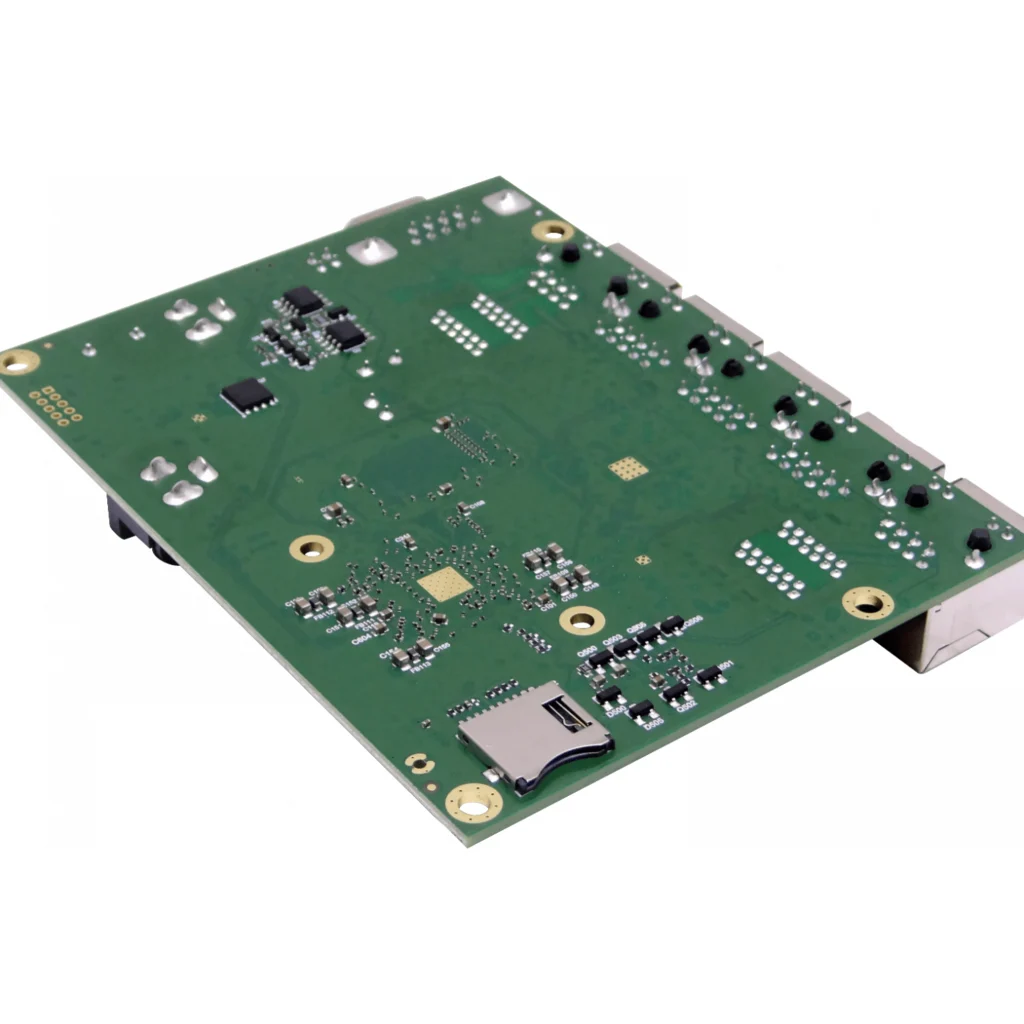 MIKROTIK 680MHz 256mb 5-1000 L5 1-mSD Router req-Caja req-Fuente