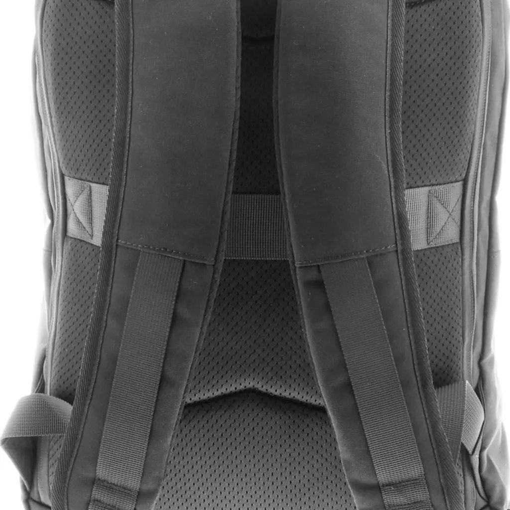 Imagen 2 de Mochila Notebook KlipX KNB-583  Pioneer para laptop 16" 18Kg Color Negro