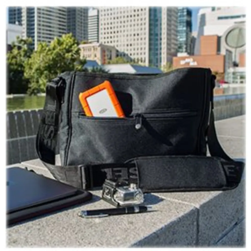 Imagen 4 de Disco Duro Externo LaCie Rugged 4TB 2.5" 5400 TRPM  USB-C USB 3.0 Win/Mac 