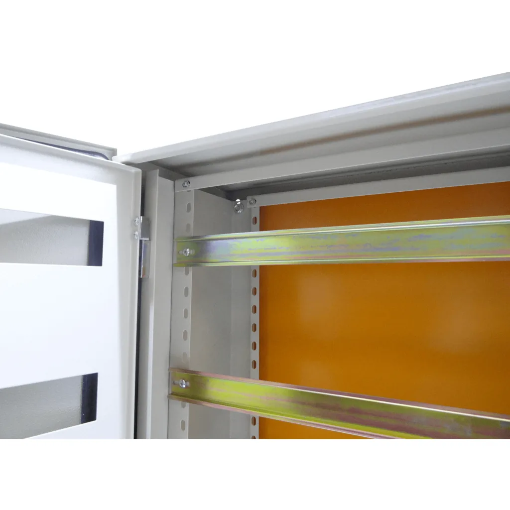 Imagen 2 de TIBOX 743x529mm 4-RielDin-53cm Chasis interno p/Tablero ST6-825 MDST86