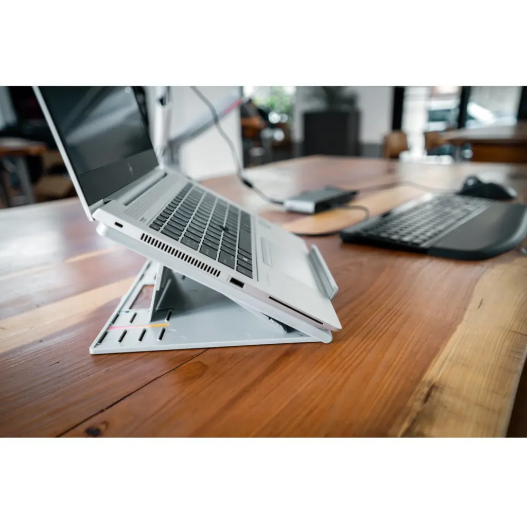 Imagen 18 de Base para Notebook Kesington Easy Riser Go SmartFit, hasta 17" Color Gris