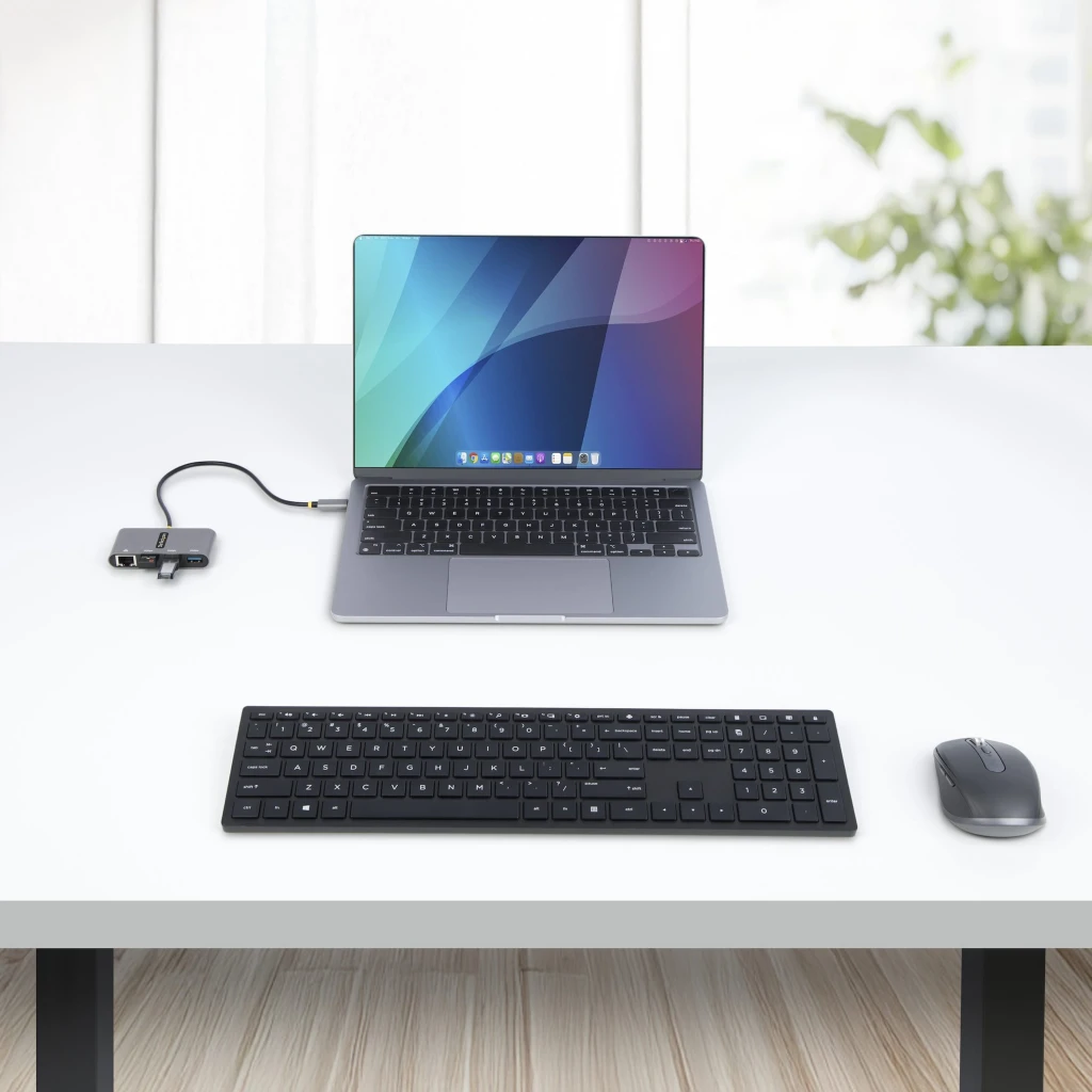 Imagen 5 de 3-Port USB-C Hub with Ethernet Portable