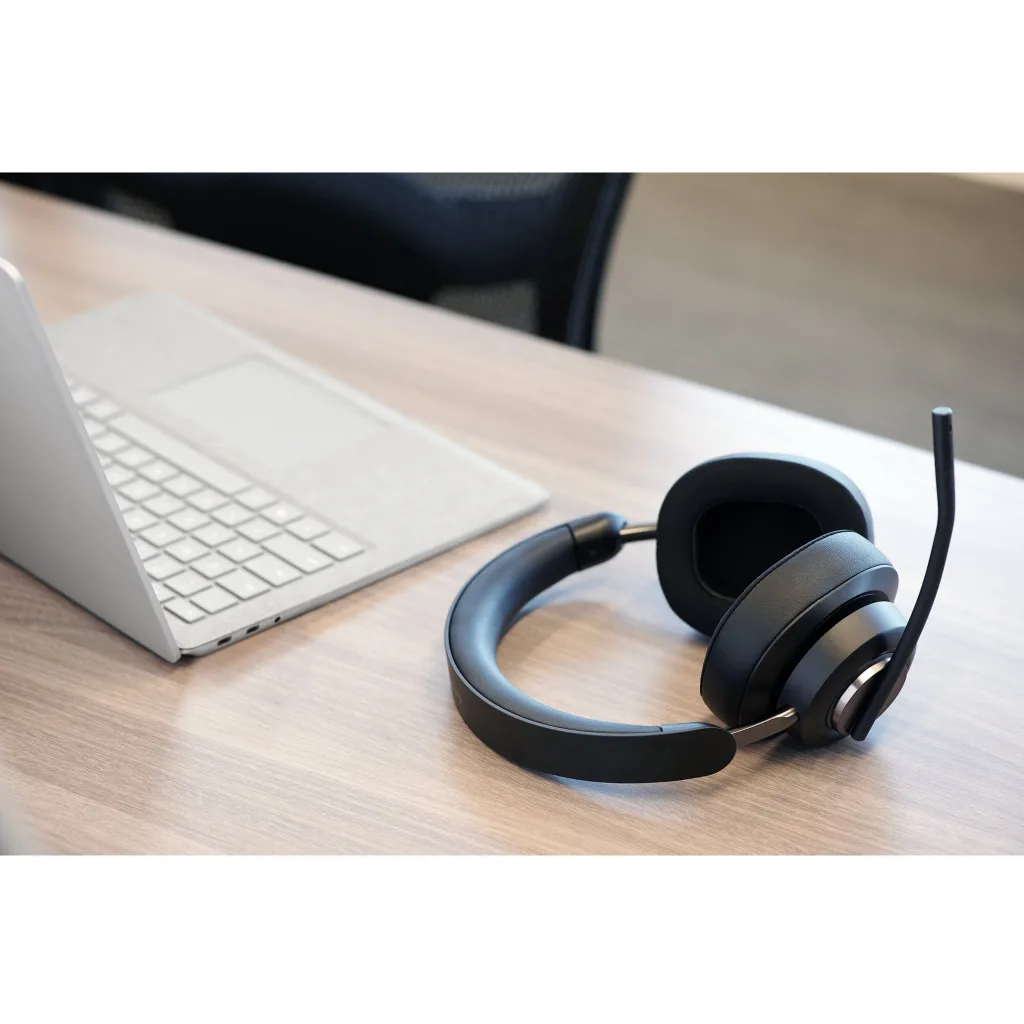 Imagen 37 de Audífonos Inalámbricos OnEar Kensington H3000, 550 mAh USB Type-C/A Bt5.2 Negros