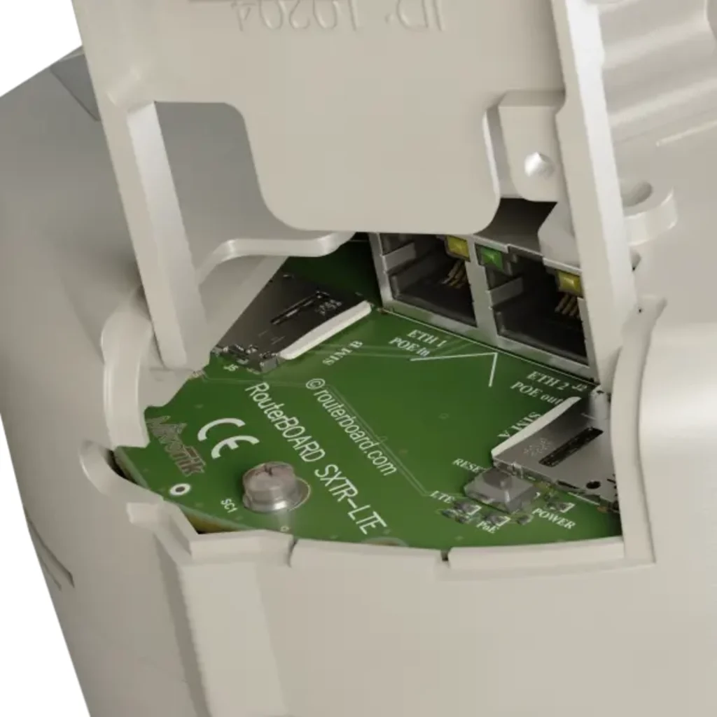 Imagen 2 de Kit Mikrotik SXTR&FG621-EA, SXT LTE6 Ruteador antena modem 4G LTE 2*SIM 4G Cat6