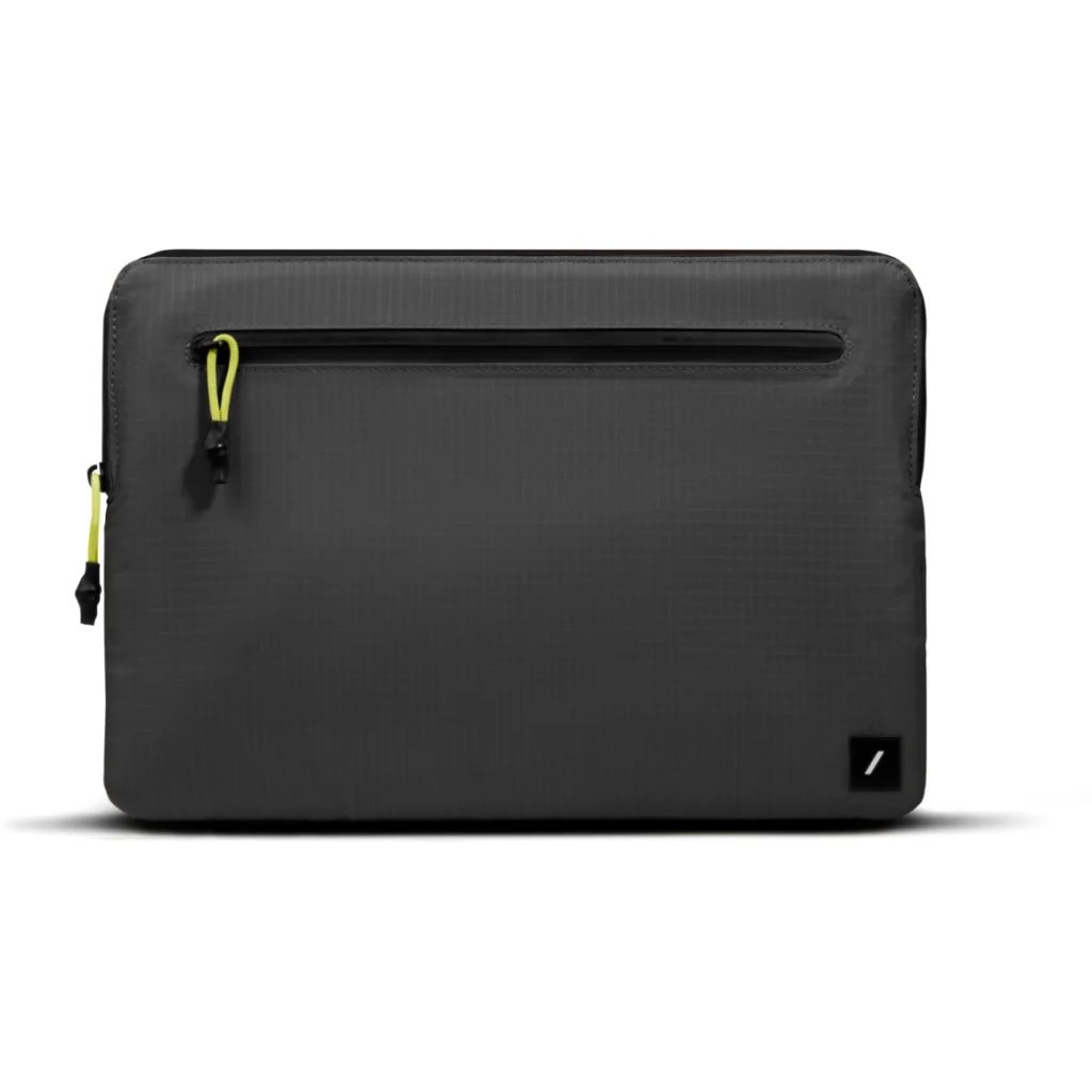 Funda Ultralight para Macbook 13" Native Union Negro