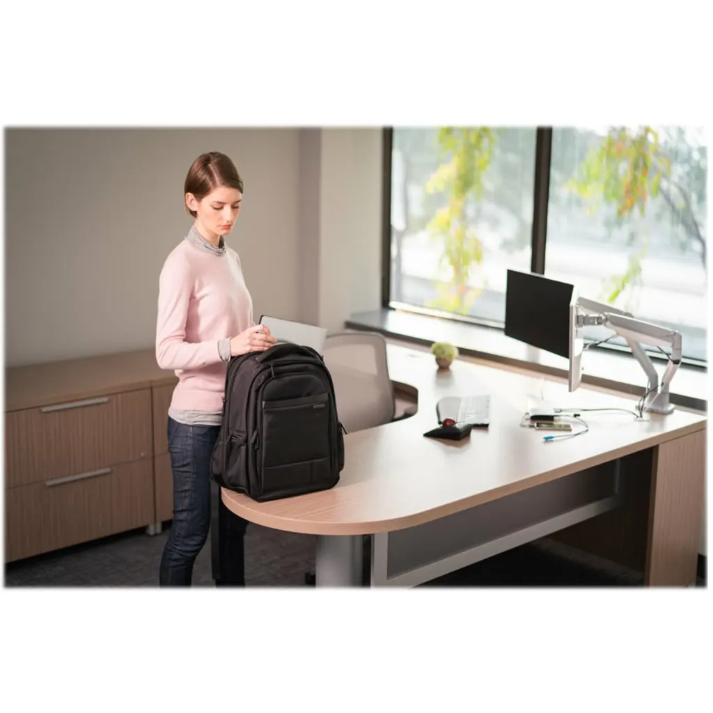 Imagen 2 de Mochila para Notebook Kesington Contour 2.0, 15.6" Poliester Resit al agua Negro
