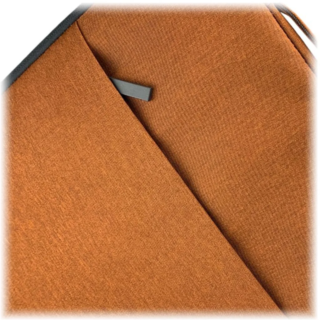 Imagen 4 de Funda KlipX KNS-420BR para  Notebook hasta 15.6" Con Cierre Poliéster Color Café