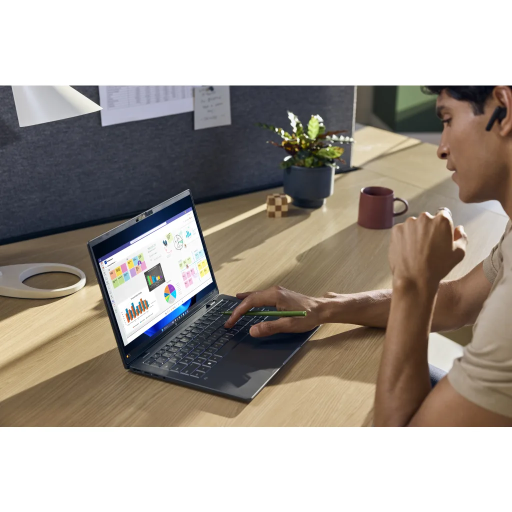 Imagen 10 de Notebook HP EB X G2 i14AI U7 356H 14 32GB/1T PC