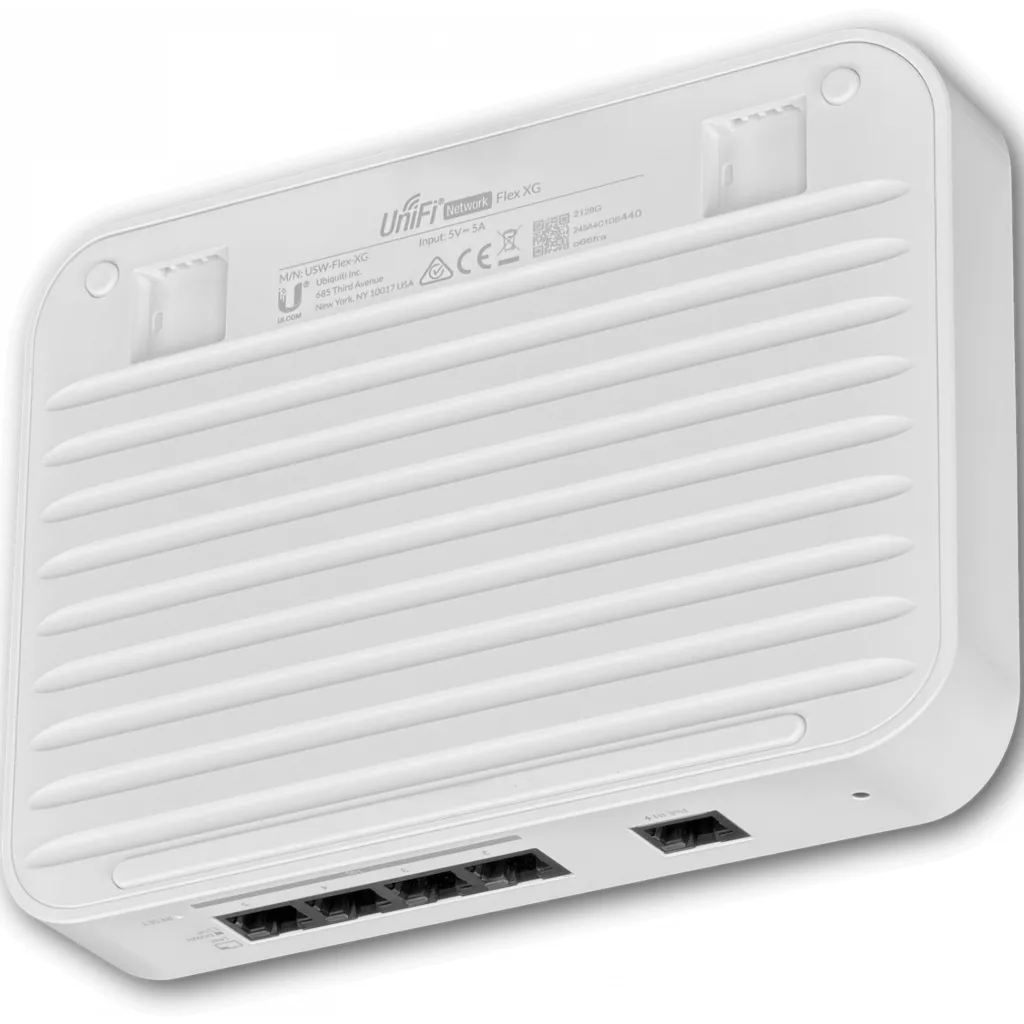 Imagen 4 de UBIQUITI 4-10G 1-1000-PoE-in-at Switch-L2 Compacto req-UniFi inc-5V25W