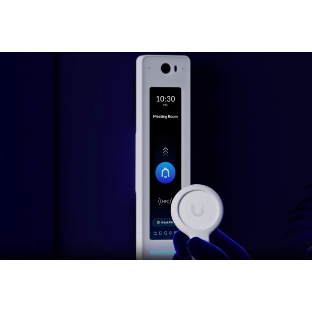 Imagen 3 de UBIQUITI IP55 Timbre+CCTV 1-1000-af lector tarjeta NFC Unifi-Access