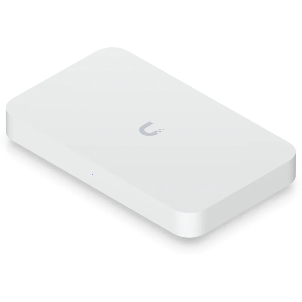 Imagen 1 de UniFi Advance Hosting 6 WAN ports (10G SFP+ + 10G RJ45 + 2.5G RJ45) 5?Gbps IPS/IDS, PoE+ 30W, quad-core ARM 2.2?GHz, 2?GB RAM, VPN/SD-WAN
