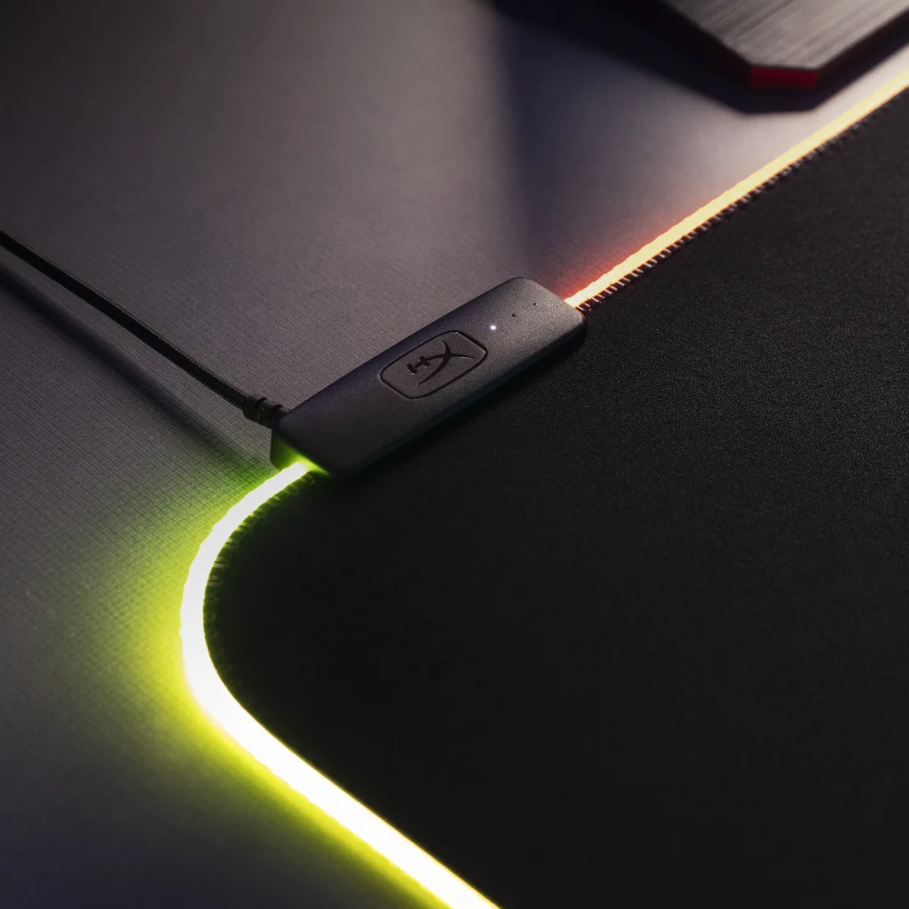 Imagen 2 de Mouse Pad Gamer HyperX Pulsefire XL, 90*42cm Espesor 3mm Color Negro