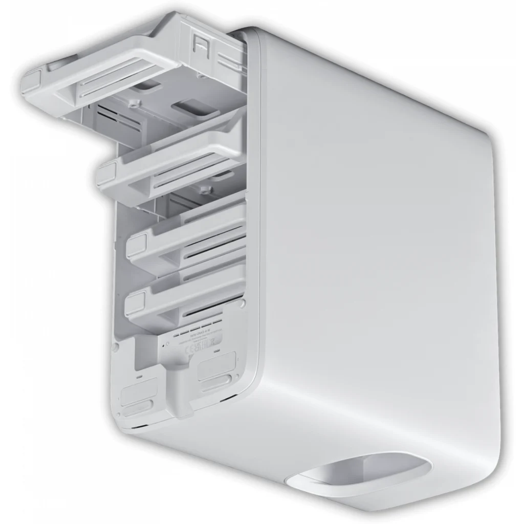 Imagen 4 de UniFi NAS 4Bays: (4)HDD (2)NVMe (1)2.5GbE RAID5/6/10 4GB ARM Quad-Core Req: Cable Trebol-C5 modelo 1163