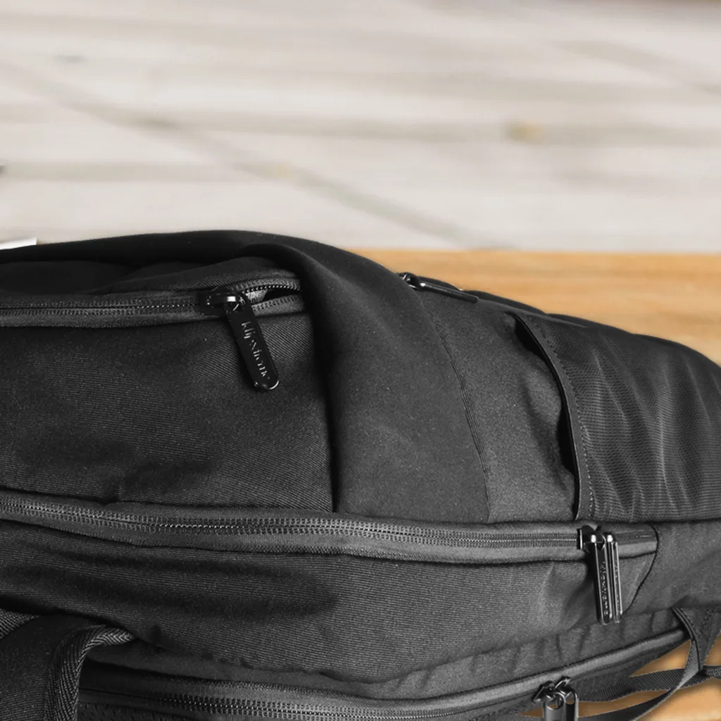 Imagen 7 de Mochila Notebook KlipX KNB-583  Pioneer para laptop 16" 18Kg Color Negro