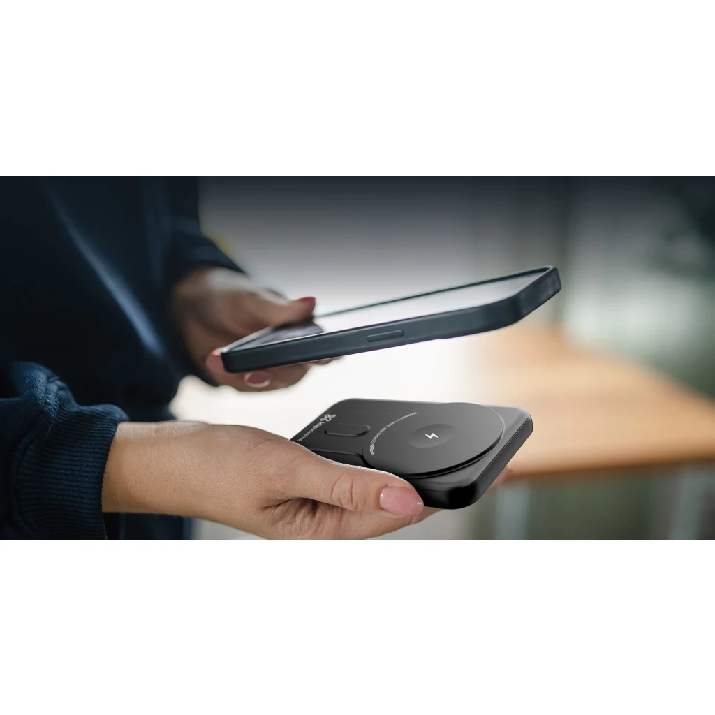 Imagen 15 de Klip Xtreme - Power bank - 24 pin USB-C - Lithium polymer - Para Smartphones - Wireless Charging