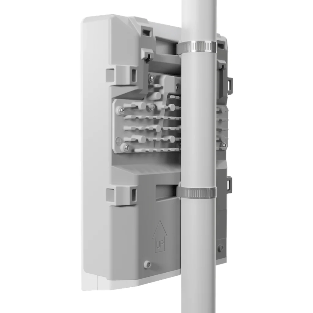 Imagen 5 de MIKROTIK 16-1000PoE++ 2-SFP+10G L5 req-18-57V Switch CRS318-16P-2S+OUT