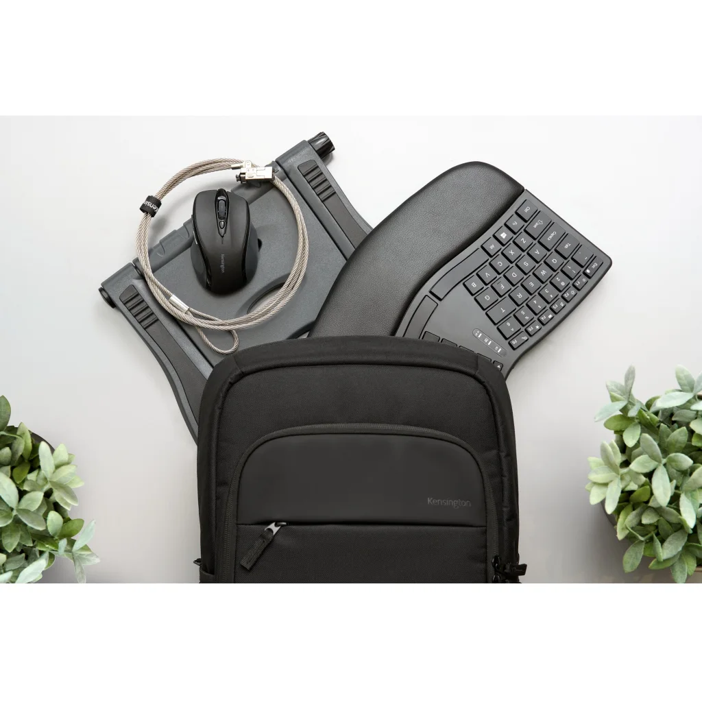 Imagen 5 de Mochila Kensington EcoFriendly EQ para Notebook de 16" Color Negro