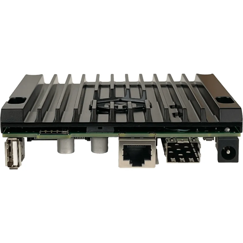 Imagen 3 de MIKROTIK AP WiFi6 1-1000 SFP-2,5G 1-MiniPCIe USB 1-Sim 2,4/5GHz 24Vdc