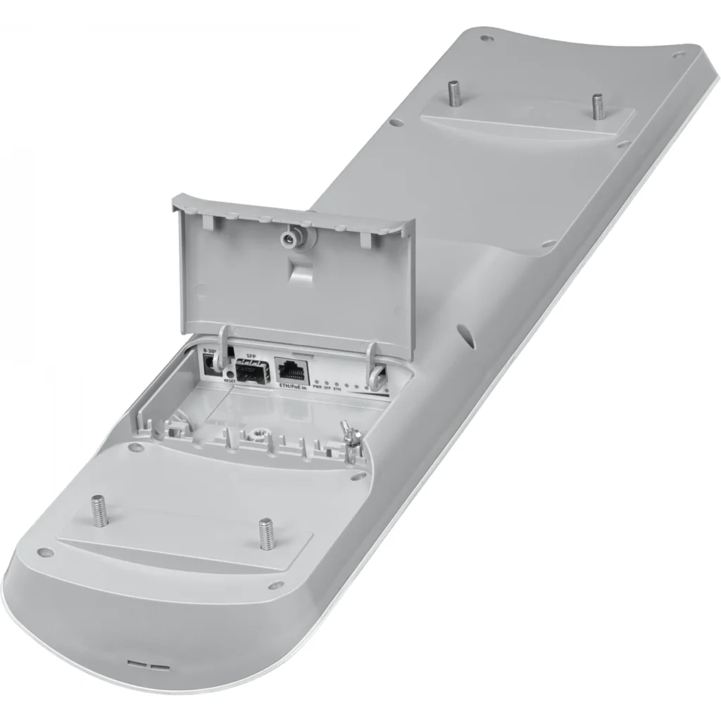 Imagen 2 de MIKROTIK 1-1000 1-SFP 19dBi 5GHz 31dBm inc24V L4 RB921GS-5HPacD-19S