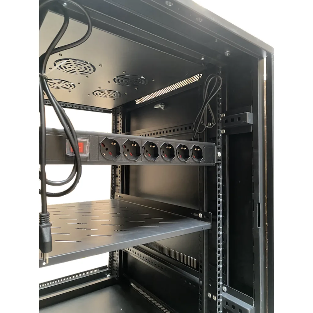 Imagen 4 de Rack Piso Linkmade 18U 90cm fondo  C/PDU-VENT NEGRO