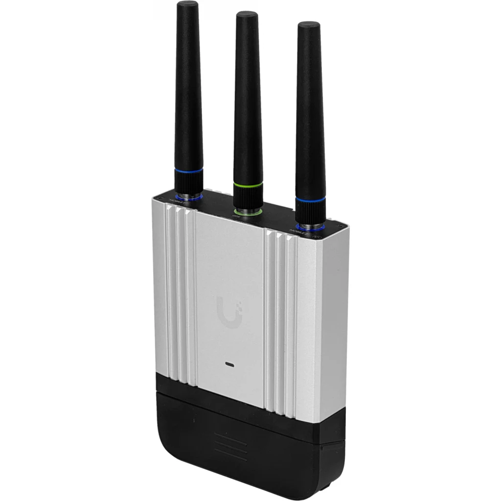 Imagen 5 de Antena Ubiquiti UI LTE/3G 2-1000(Poe-in/out) SIM GPS 4pin-ATX inc-Antenas RPSMA 