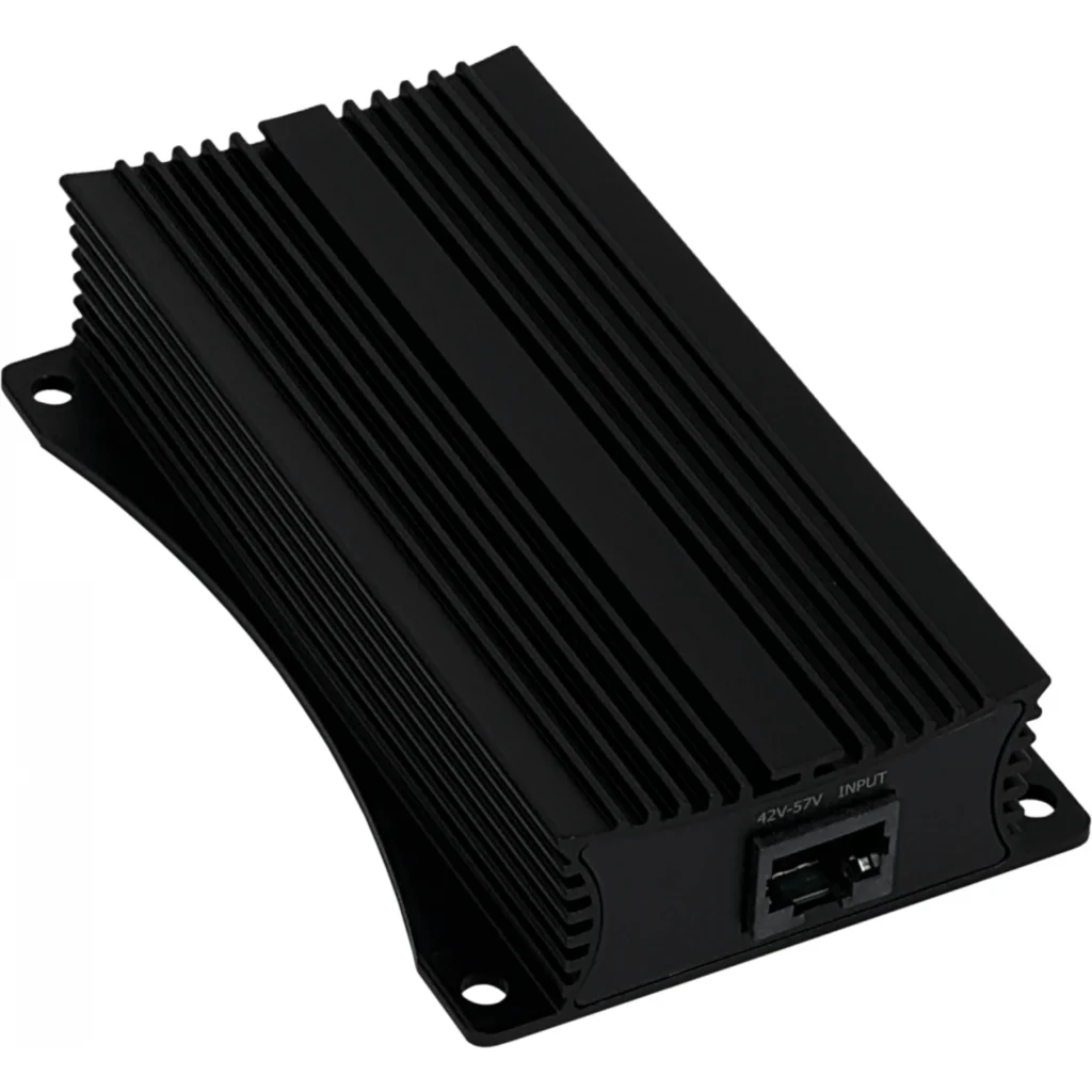 Imagen 3 de Inyector PoE pasivo Gigabit de alta potencia para equipos MikroTik. Permite alimentación por Ethernet en instalaciones profesionales.