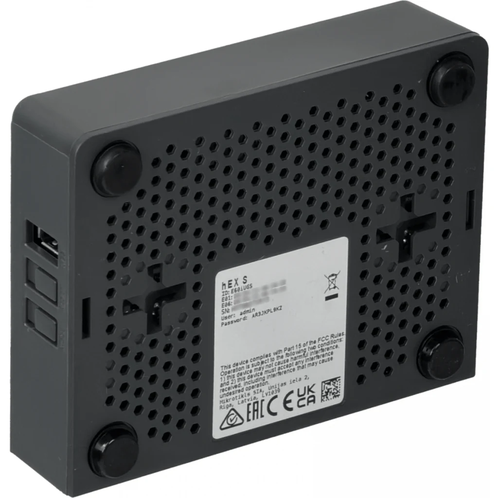 Imagen 1 de MIKROTIK 1-SFP-2,5 5-1000(1-PoE) 2-950MHz 256mb mSD USB L4 inc24V