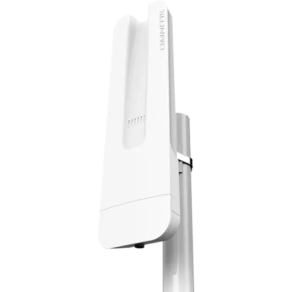 MIKROTIK OmniTik 5 ac with RouterOS L4 with case, International version.