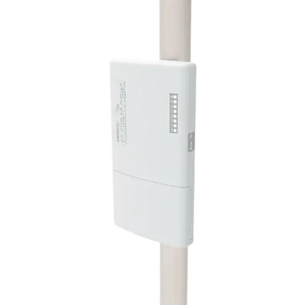 Imagen 2 de MIKROTIK PowerBox Pro with RouterOS L4, outdoor case