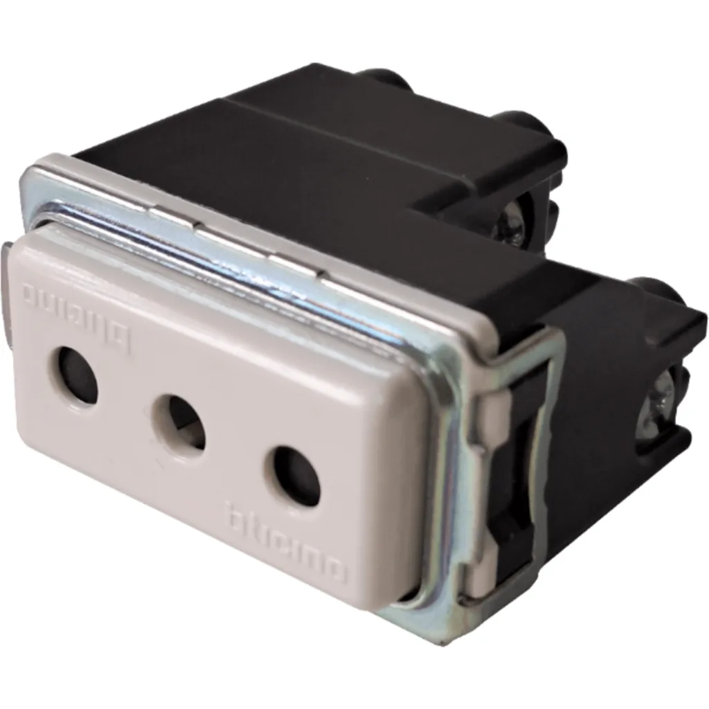 Imagen 1 de BTICINO 10A ENCHUFE 5113 MODULO 2P+T CH