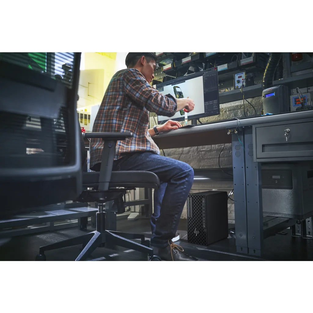 Imagen 6 de Computador HP Z1 G1i SFF Intel Core Ultra 7 265 32GB SSD1TB RTX5060ti 16GB W11P