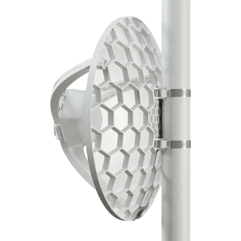 MIKROTIK 1-1000 CAT6 17dBi 300/50Mbps 1-Sim 25o L3 inc24V LTE/3G 391mm