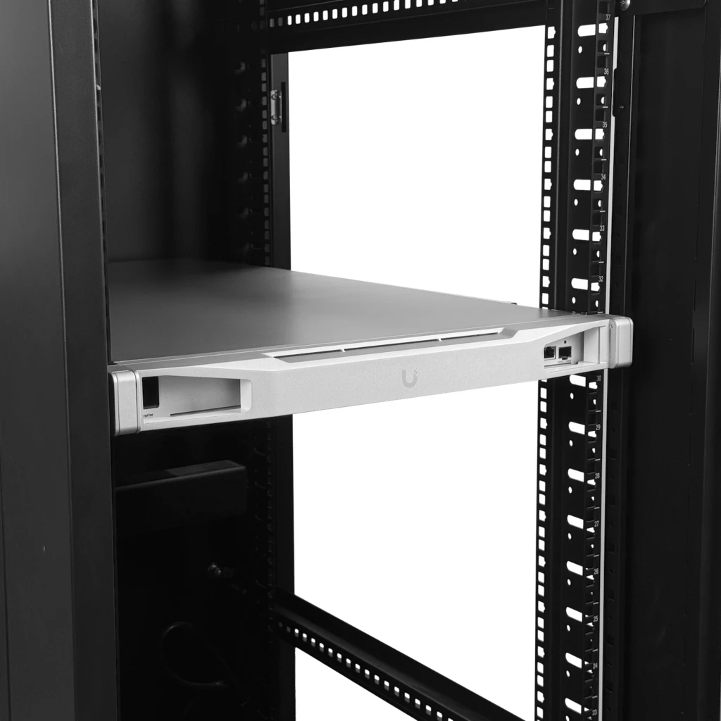 Imagen 4 de CK-ENTERPRISE UBIQUITI Xeon5218 1-1000 1-SFP+10G UniFi Console 2x550W 1U 1-1000-MGMT