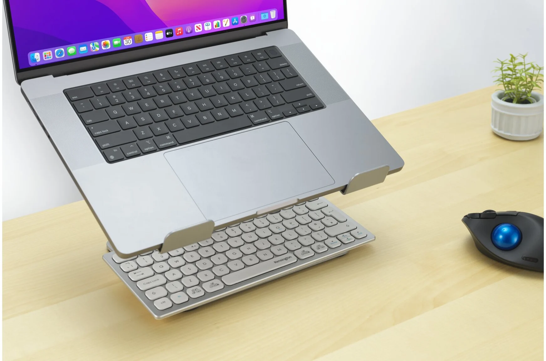 Imagen 9 de Base para Notebook Kensington K50424WW Universal Aluminio hasta 16" Color Plata