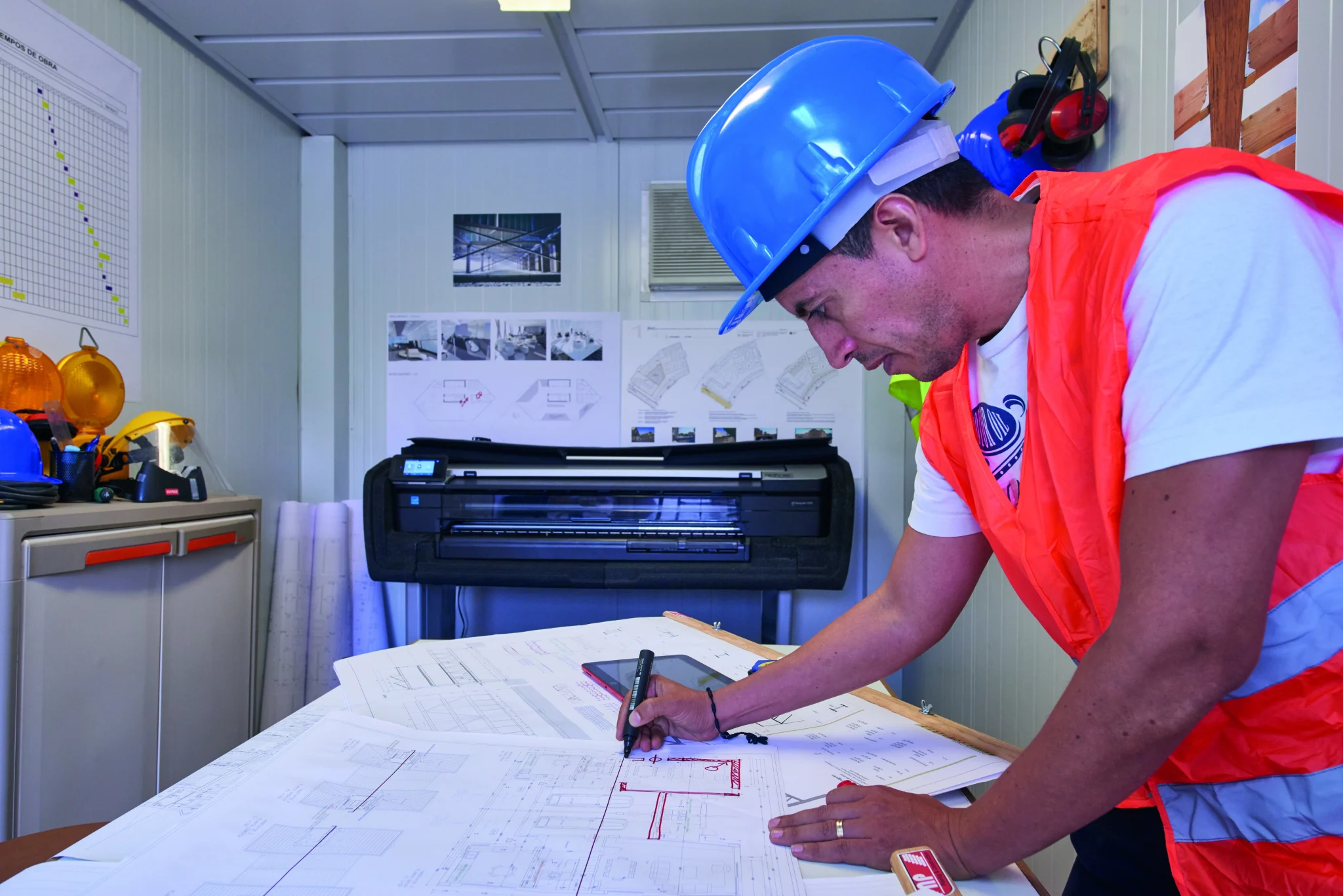 Imagen 2 de Plotter HP DesignJet T830 36" Multifunction Pr Inyeccion de Tinta USB LAN Wifi