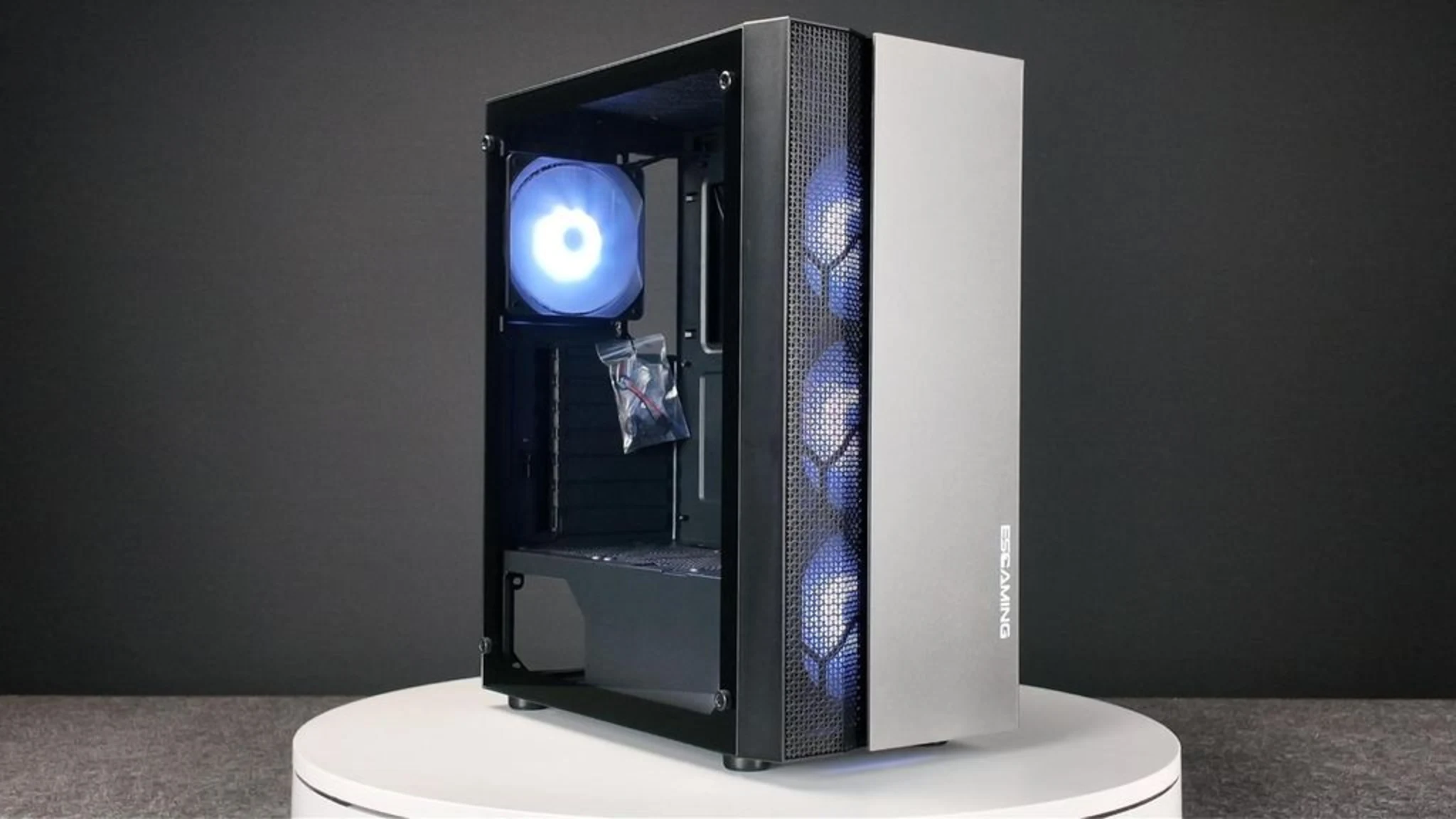 Imagen 4 de GABINETE GAMER F05T-BK 4 FAN ARGB/ 1 FAN REAR/ 3 FRONT/ ATX/ M-ATX/ IATC/ USB 3.0/USB 2.0/AUDIO SIN FUENTE / ESGAMING