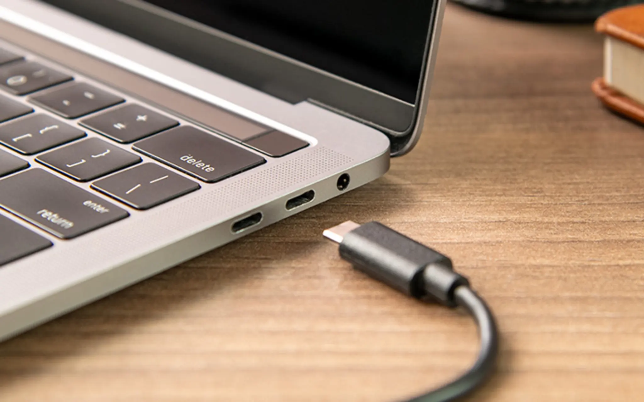 Imagen 2 de Adaptador USB Tipo-C Macho a USB Tipo-A 3.0 Hembra, Cable 12cm - Xtech XTC-515 