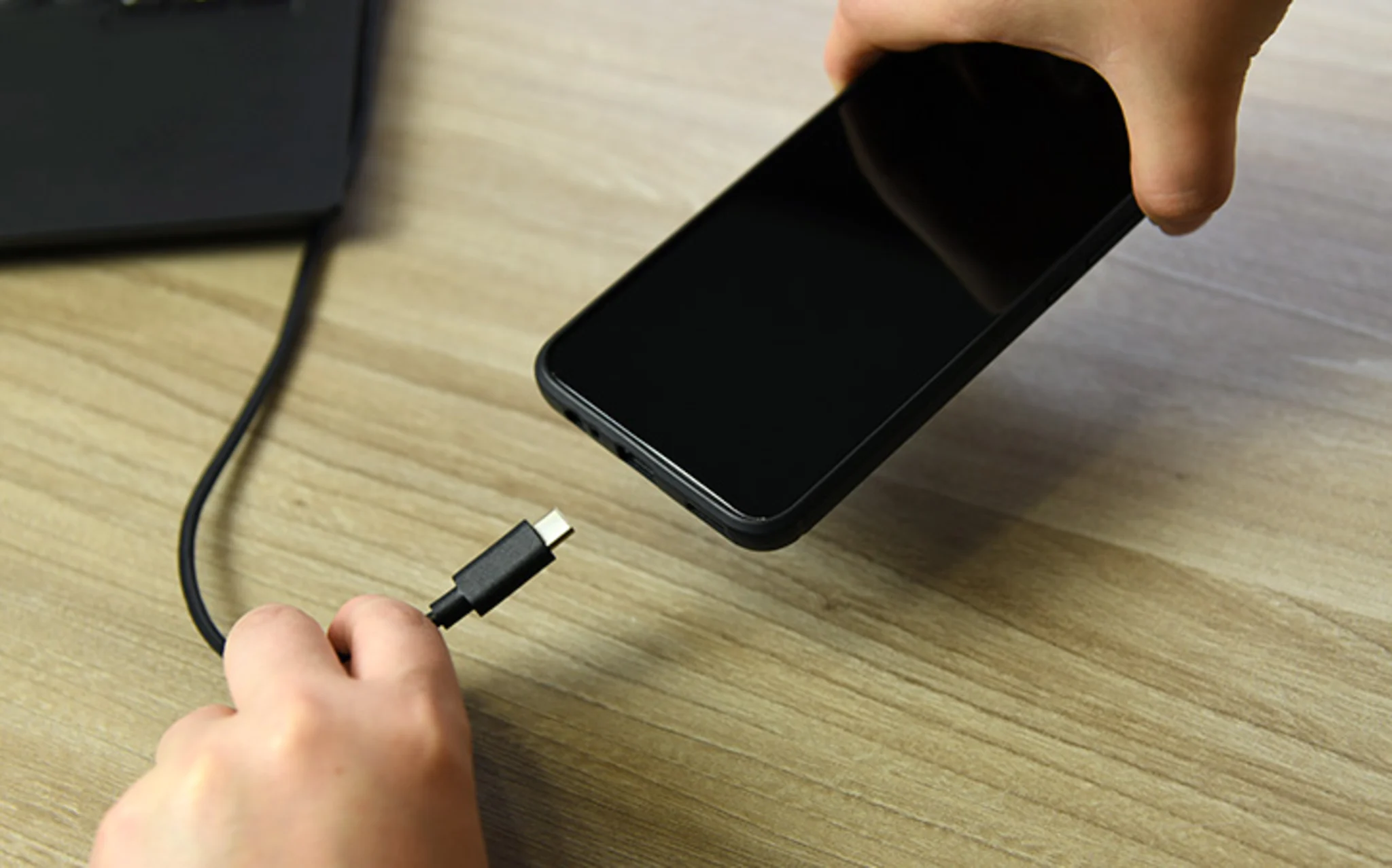 Imagen 3 de Cable USB-C a USB-A v2.0 M/M Longitud 1.8 metros Color Negro - XTech