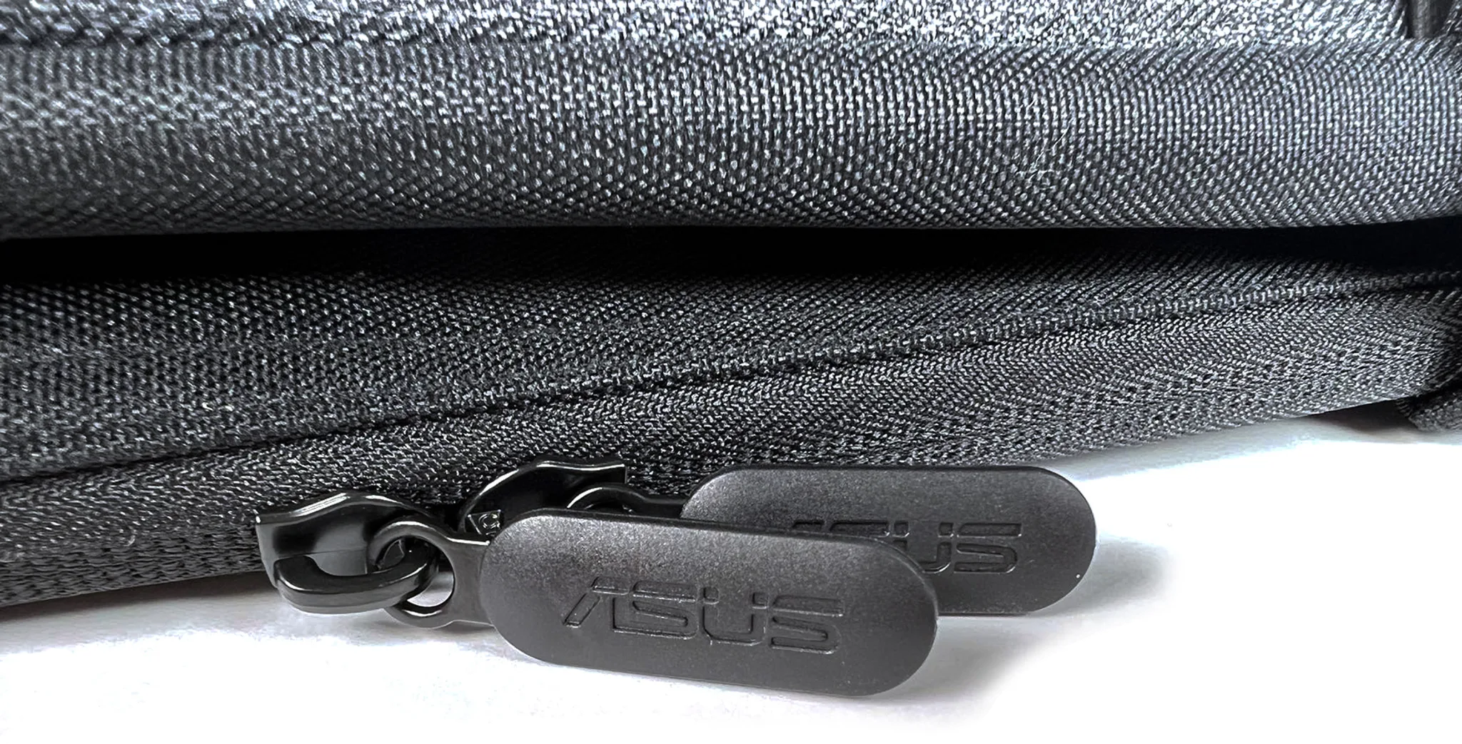 Imagen 6 de Mochila Asus AP4600 Backpack, para Notebook hasta 16" Polyester Color Gris