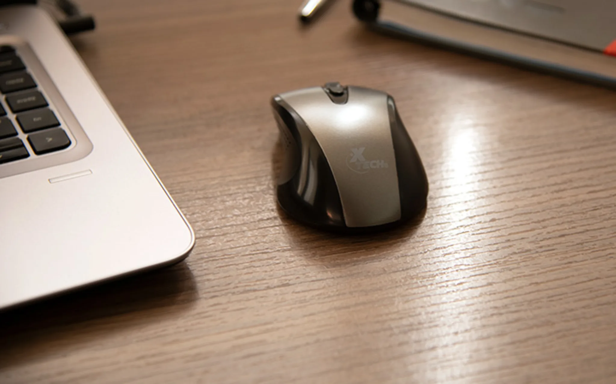 Imagen 2 de Mouse Inalámbrico XTech XTM-315GY Óptico 1600dpi 2.4GHz 4 Botones Aluminum gray