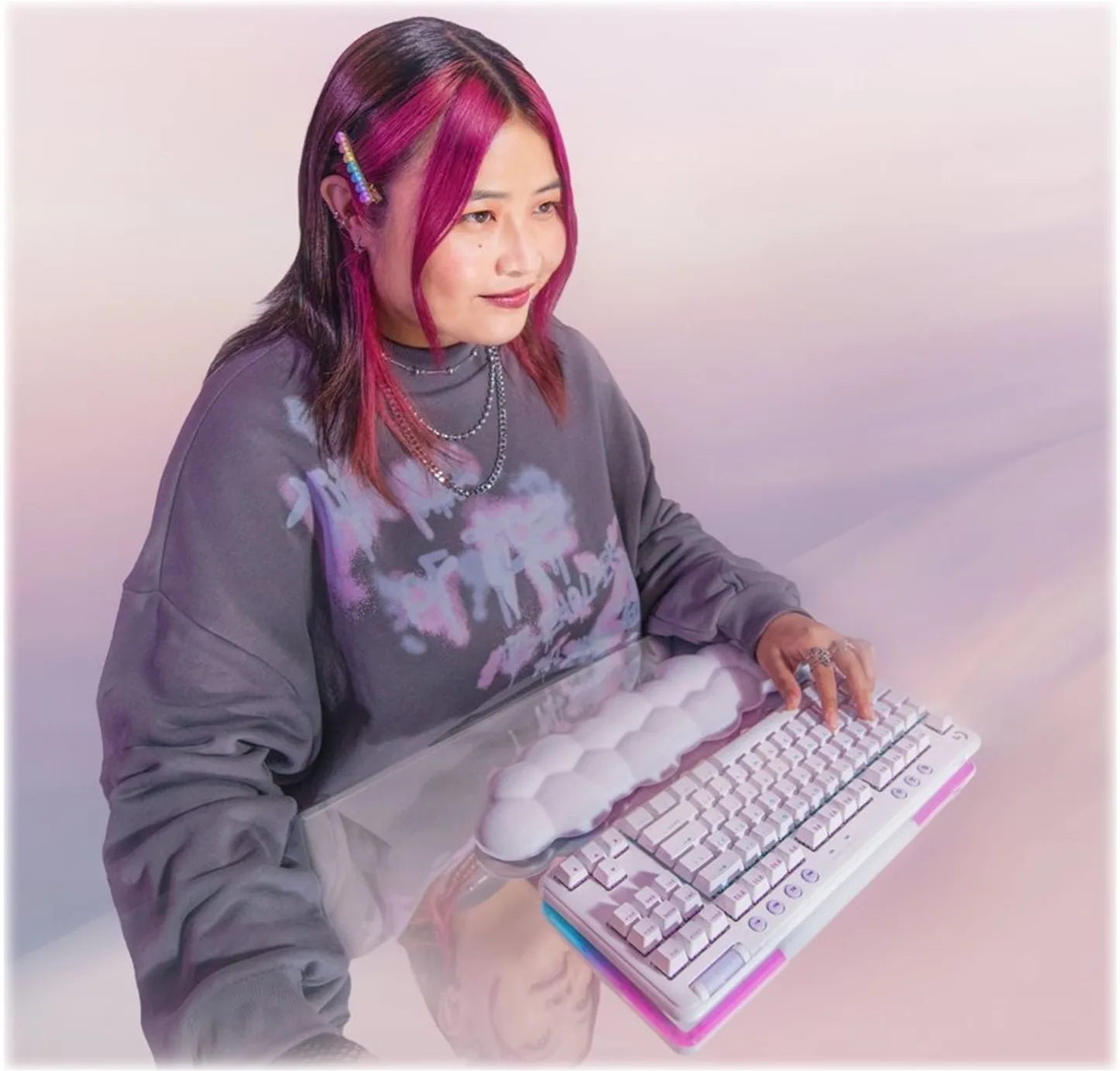 Imagen 1 de Logitech G715 Wireless Gaming Keyboard And Wrist Pad