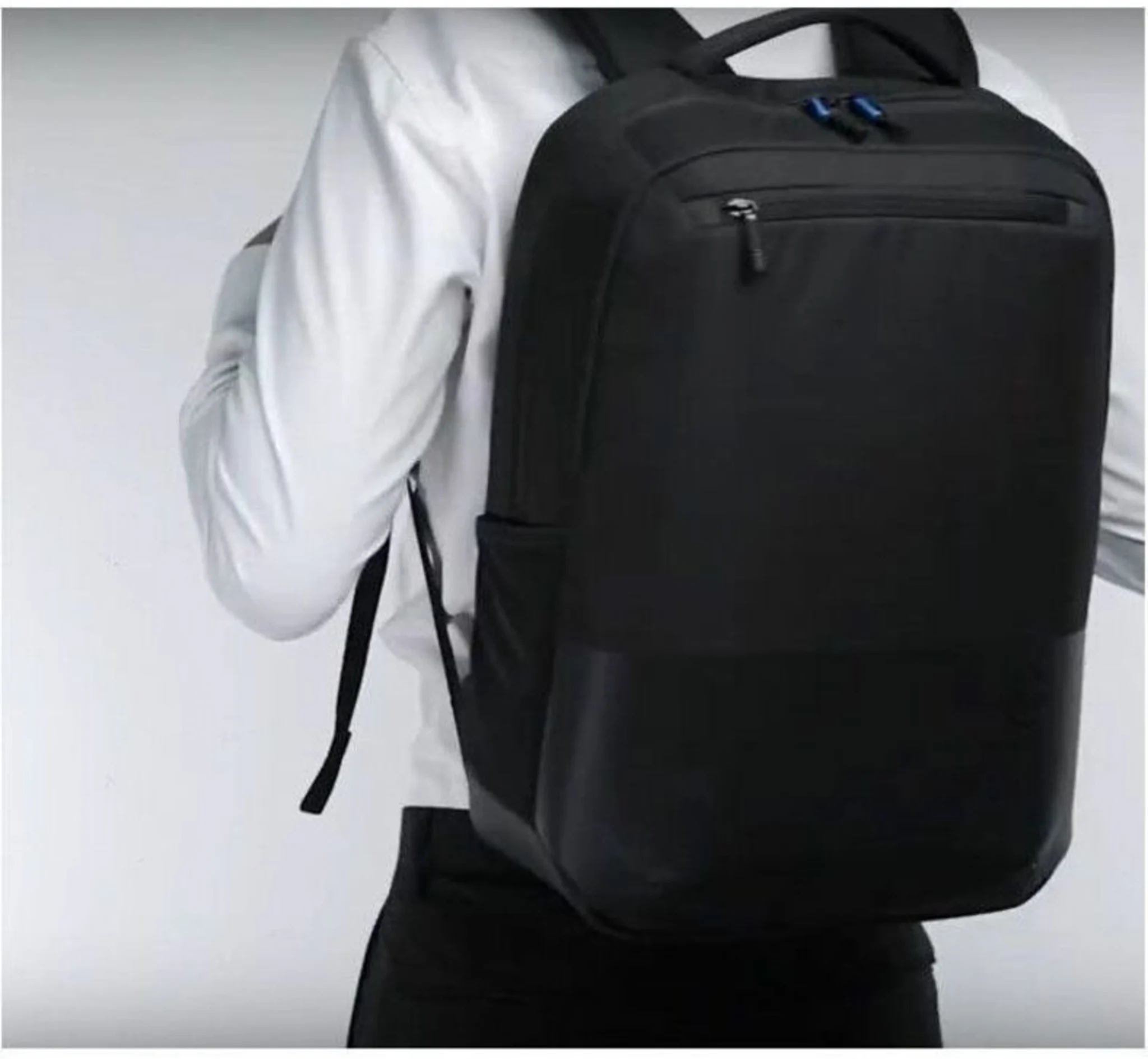 Imagen 13 de Mochila Dell EcoLoop Pro Slim para Notebook 15" con Tejido 600D de uso intensivo