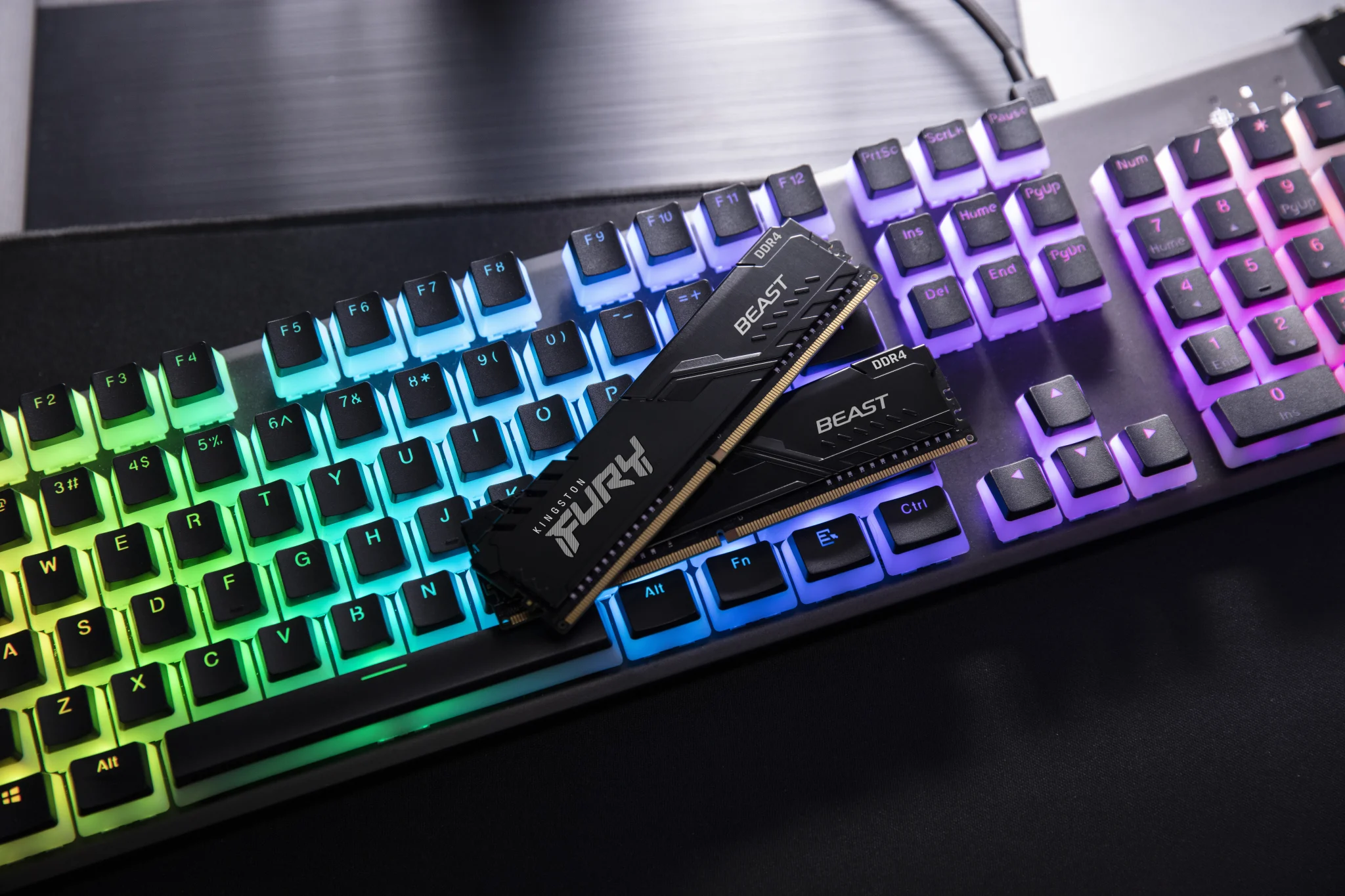 Imagen 9 de Memoria RAM 16GB DDR4 3600MHz DIMM CL18 Non-ECC 1.35V 288p - Kingston FURY Beast