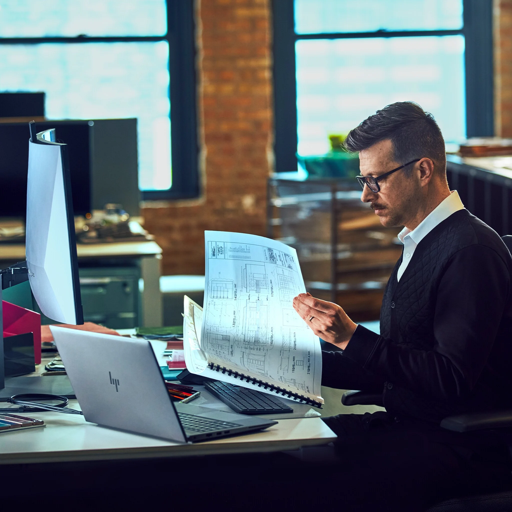 Imagen 7 de Notebook HP Zbook Power G10 AMD R 9 Pro 7940HS 32GB 1TB 15.6" RTX A1000 6GB W11P