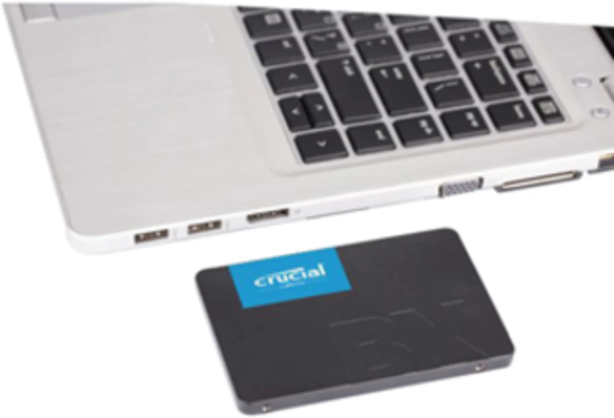 Imagen 1 de Unidad SSD Crucial BX500 240GB 2.5" 7mm SATA 3 3D NAND Lect 540MB/s Esc500MB/s