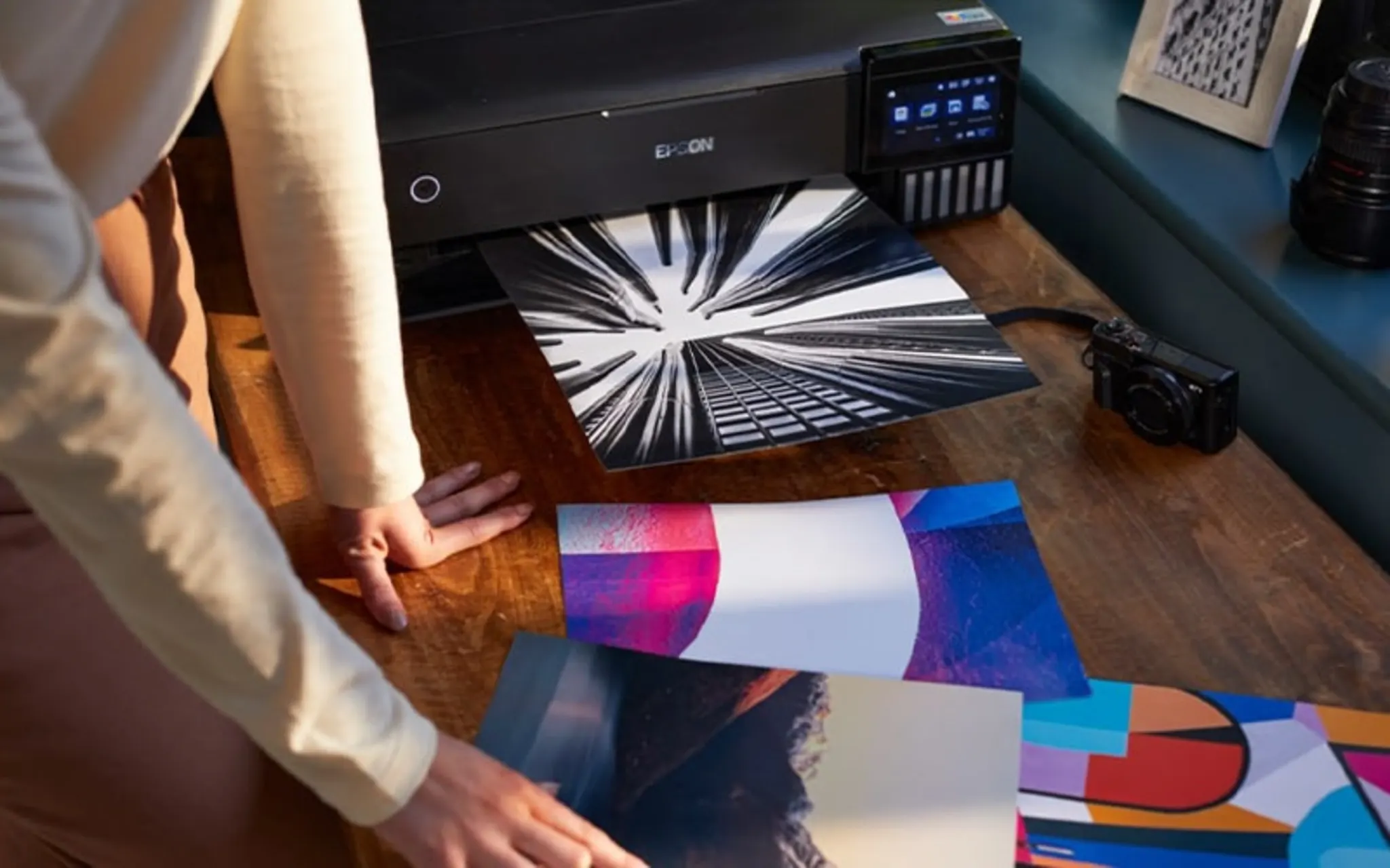 Imagen 14 de Impresora Multifunción Epson EcoTank L8180 Inyec Tinta 6 colores USB WiFi LAN SD